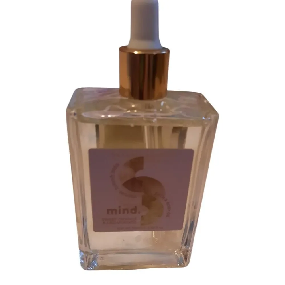 Sweet Orange & Cedarwood Body Oil - Gold & Clear